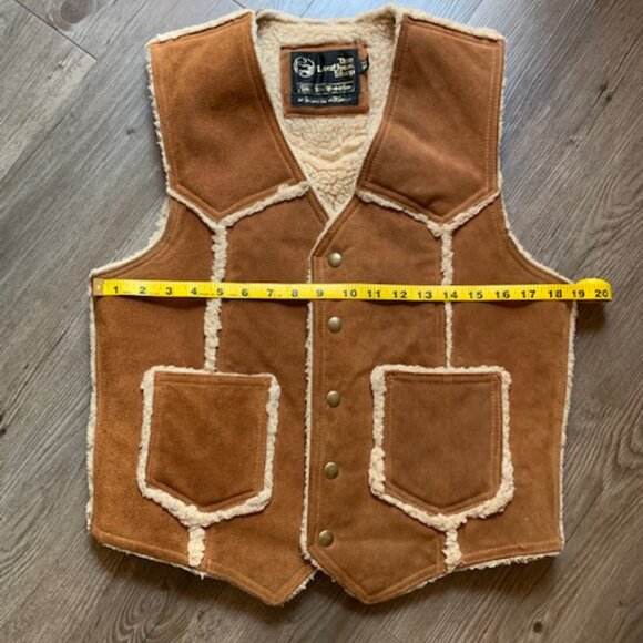 The Leather Shop Suede and Shearling Vest (Vintage) - Picture 5 of 8